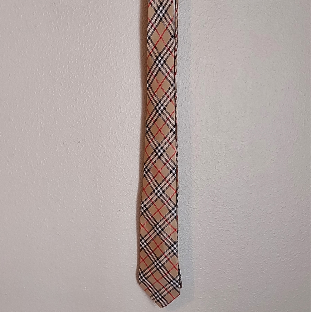 Classic Burberry London Tie
